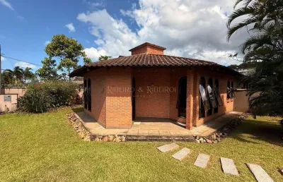 Casa com 3 quartos à venda no América, Joinville 