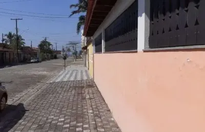 Casa com 3 quartos à venda na Avenida Governador Mário Covas Júnior, Vila Anhanguera, Mongaguá