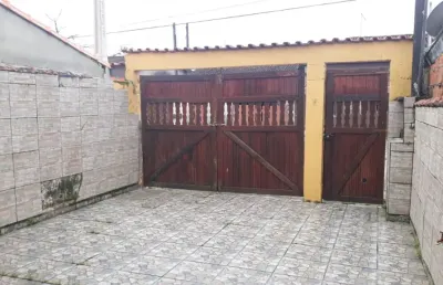 Casa com 2 dormitórios- aceita financiamento bancário