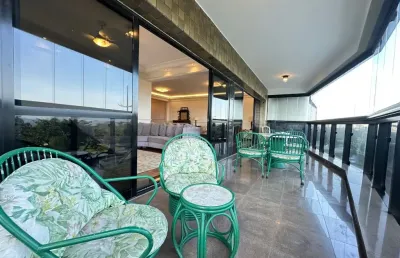 Apartamento alto padrão com 252m²  de ferente para o mar