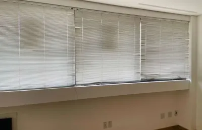 Sala comercial à venda em Petrópolis, Porto Alegre 