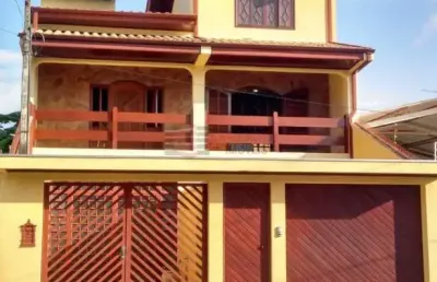 Casa com 3 quartos à venda na Rua Doutor José de Moura Resende, 816, Vera Cruz, Caçapava