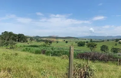 Chácara / sítio à venda na Avenida Plínio Ferreira Gandra, 1, Loteamento Pinus de Iriguassu II, Caçapava
