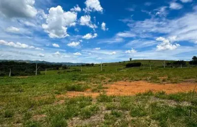 Terreno em condomínio a venda no borda do lago no borda da mata em caçapava