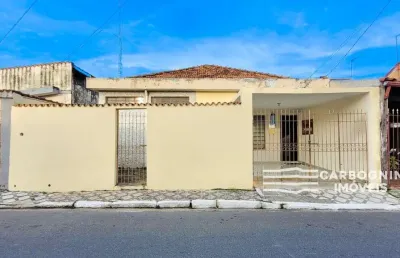 Casa com 3 quartos à venda na Rua Vinte e Oito de Setembro, 171, Centro, Caçapava