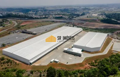 Galpão para alugar de 6000 metros quadrados em condomínio logístico em arujá - sp