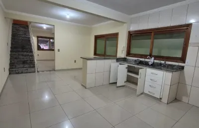 Locação excelente casa com 3 quartos,  3 banheiros,  4 vagas jd. recreio