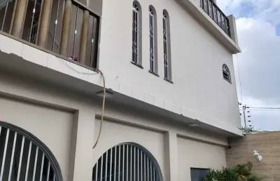Vendo casa fora de condomínio na cidade nova i com terreno de 406m e área útil de 320m