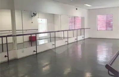 Casa comercial para alugar na Rua Bom Sucesso, 1119, Tatuapé, São Paulo