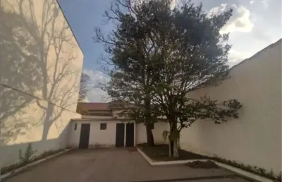 Casa com 8 quartos para alugar na Rua Siqueira Bueno, 136, Belém, São Paulo