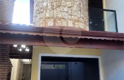 Excelente sobrado comercial de 180m² na aricanduva.