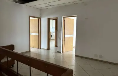 Prédio para alugar na Rua São Jorge, 132, Tatuapé, São Paulo