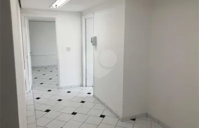 Sala comercial para locação com 60m² - santo amaro.