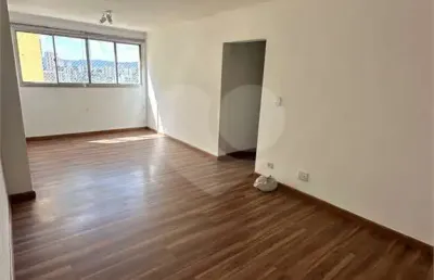 Apartamento com 3 quartos para alugar na Rua Voluntários da Pátria, 3880, Santana, São Paulo