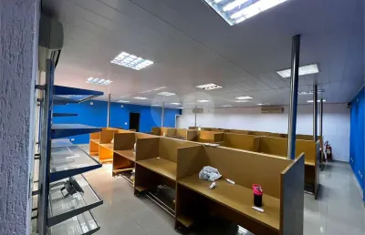 Prédio para alugar 6 salas, 4 banheiros, 7 vagas - 800 m² - vila prudente.