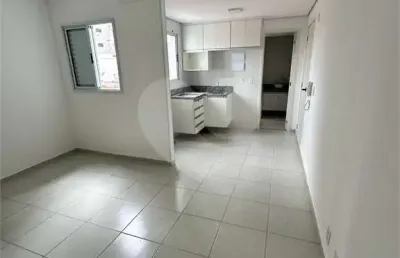Kitnet / Stúdio para alugar na Rua São Bernardo, 375, Tatuapé, São Paulo