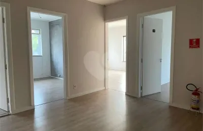 Sala comercial para alugar na Rua Itapura, 1291, Tatuapé, São Paulo