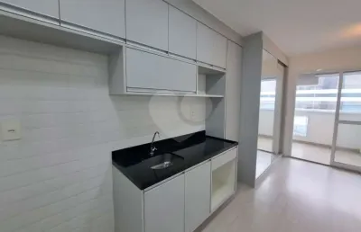 Kitnet / Stúdio para alugar na Rua Dona Maria Carolina, 601, Jardim Europa, São Paulo