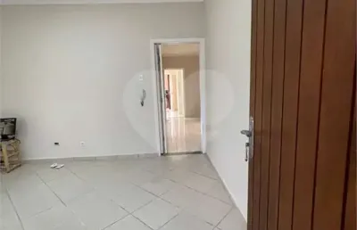 Casa com 3 quartos para alugar na Alameda dos Guatás, 934, Saúde, São Paulo
