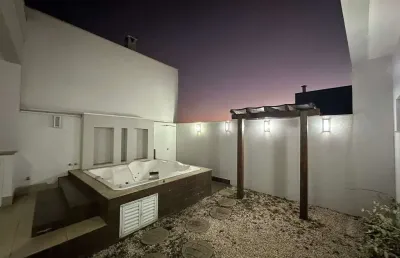 Sobrado para venda em loteamento residencial jardim dos ipês amarelos de 287.00m² com 3 quartos, 3 suites e 4 garagens