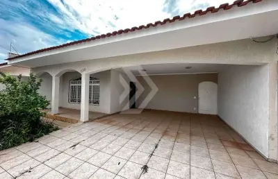 Casa para venda em jardim maria izabel de 250.00m² com 3 quartos, 1 suite e 4 garagens