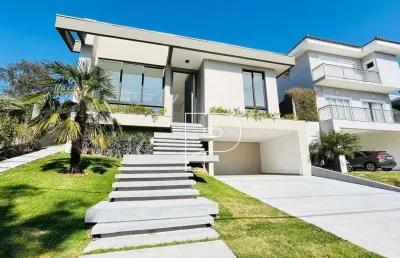Casa de condomínio para venda em granja viana de 350.00m² com 4 quartos, 4 suites e 5 garagens