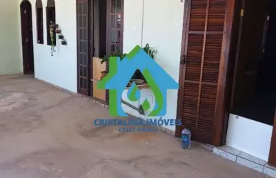 Casa para venda em vila tupi de 250.00m² com 3 quartos e 2 garagens