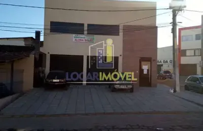 Sala comercial para alugar em jurema de 32.00m² com 1 garagem