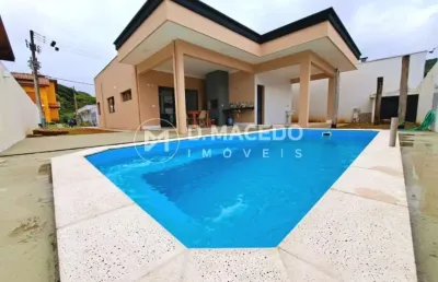Casa para venda em praia da lagoinha de 375.00m² com 3 quartos, 1 suite e 4 garagens