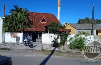 Casa para venda em matinhos de 252.00m² com 5 quartos, 1 suite e 2 garagens