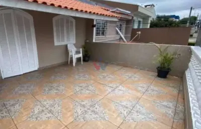 Sobrado para venda em xaxim de 111.00m² com 3 quartos