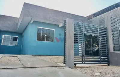 Casa com 2 quartos à venda no Iguaçu, Araucária 
