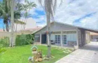 Casa para venda em guaratuba de 399.00m² com 3 quartos e 5 garagens