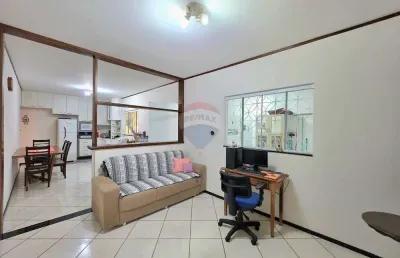 Casa para venda em jardim itamaraty de 194.03m² com 3 quartos, 1 suite e 2 garagens