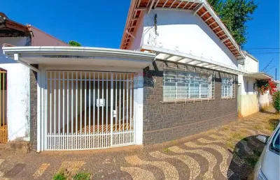 Casa para venda em centro de 380.00m² com 4 quartos e 1 garagem