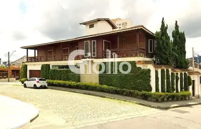 Casa para venda em centro de 400.00m² com 4 quartos, 4 suites e 2 garagens
