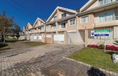 Casa para alugar em novo mundo de 144.00m² com 3 quartos, 1 suite e 2 garagens