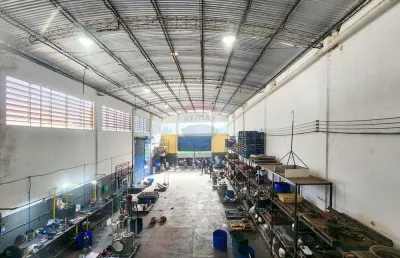 Galpão / depósito / armazém para venda em independência de 747.00m² com 20 garagens
