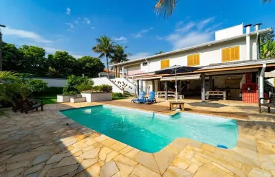 Casa para venda em caxambu de 1090.00m² com 3 quartos, 1 suite e 4 garagens