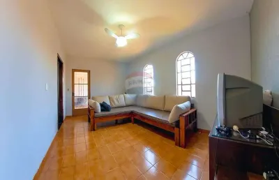 Casa para venda em parque industrial de 300.00m² com 2 quartos e 1 garagem