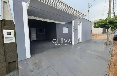 Casa para venda em residencial santa regina de 63.00m² com 2 quartos, 1 suite e 3 garagens