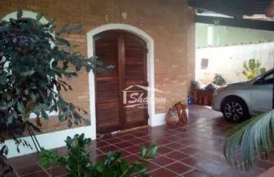 Casa para venda em martim de sá de 212.00m² com 3 quartos, 1 suite e 2 garagens