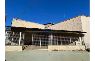 Imóvel comercial para alugar em jardim novo i de 175.00m²