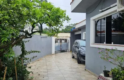 Sobrado para venda em dos casa de 250.00m² com 7 quartos e 5 garagens