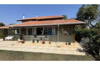 Chácara para venda em jardim dos laranjais de 253.80m² com 4 quartos, 2 suites e 4 garagens