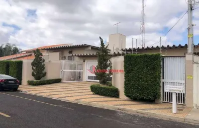 Casa para venda e aluguel em boa vista de 470.00m² com 4 quartos, 2 suites e 4 garagens