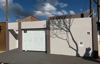 Casa para venda em jardim maria luiza de 124.00m² com 3 quartos e 3 garagens