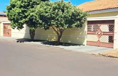 Casa para venda em jardim primavera de 140.00m² com 3 quartos, 1 suite e 2 garagens