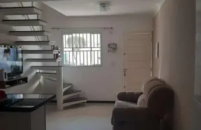 Casa de condomínio para venda em centro de 90.00m² com 2 quartos, 1 suite e 1 garagem