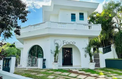 Chácara para venda em vila moraes de 380.00m² com 4 quartos, 4 suites e 6 garagens